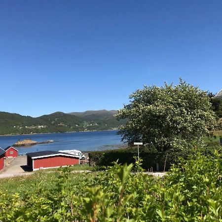 Ola Bua Near The Atlantic Road Lyngstad Exterior foto