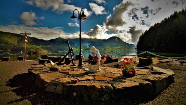 Ola Bua Near The Atlantic Road Lyngstad Exterior foto