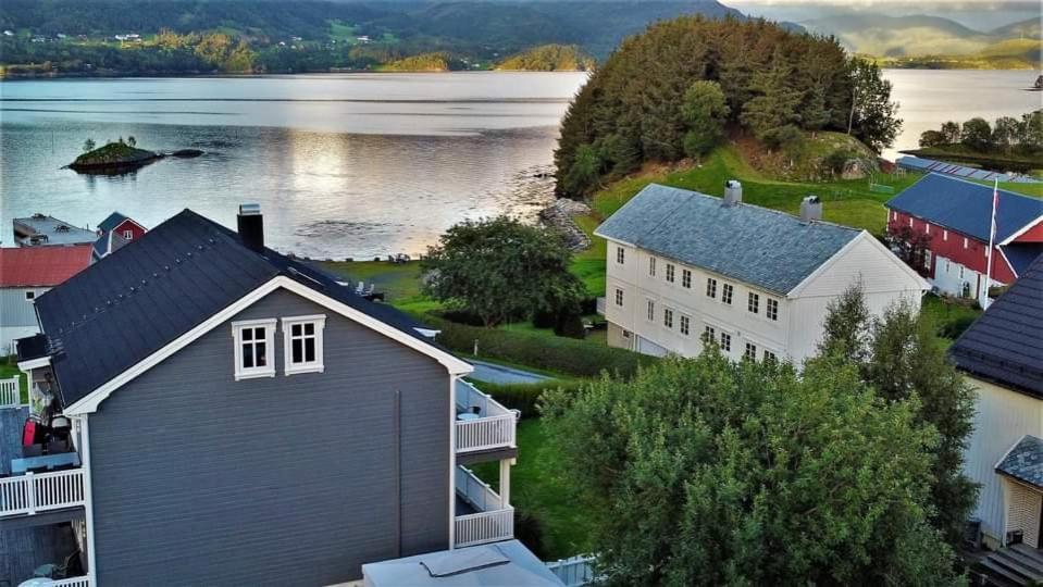 Ola Bua Near The Atlantic Road Lyngstad Exterior foto