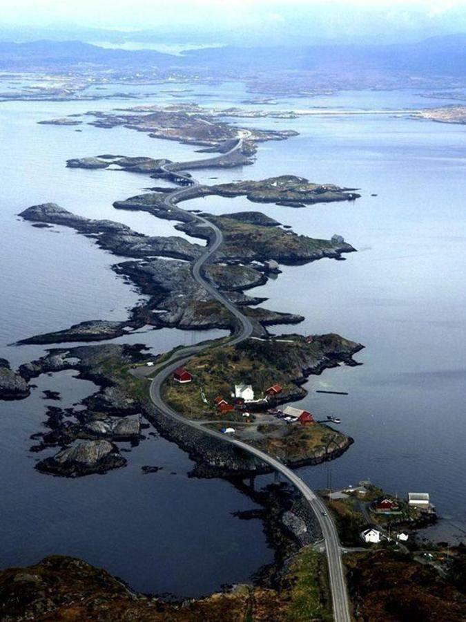 Ola Bua Near The Atlantic Road Lyngstad Exterior foto
